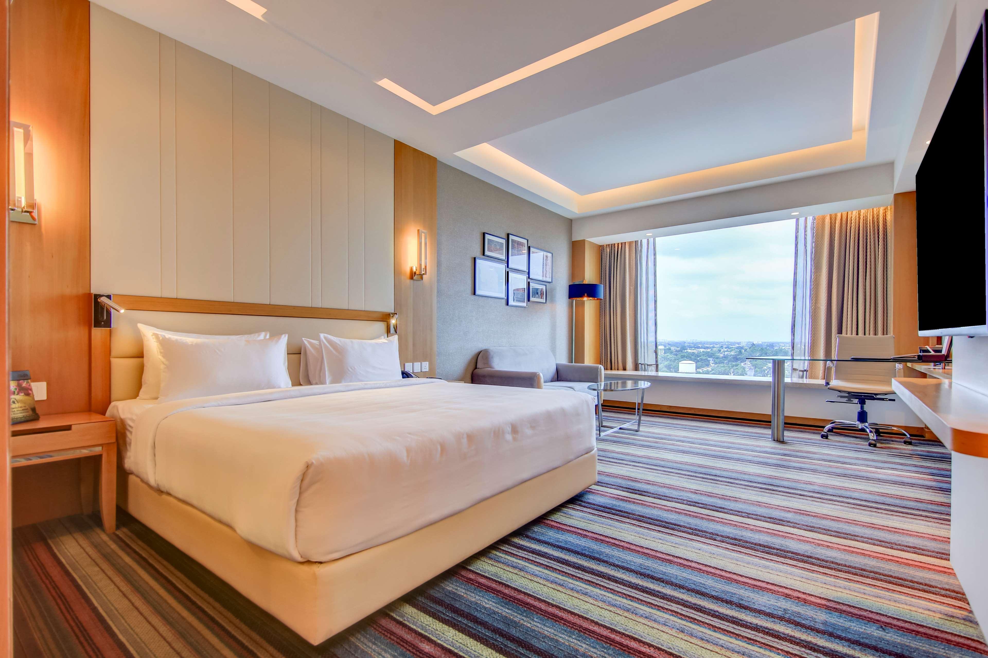 Radisson Blu Gorakhpur Hotel Ngoại thất bức ảnh